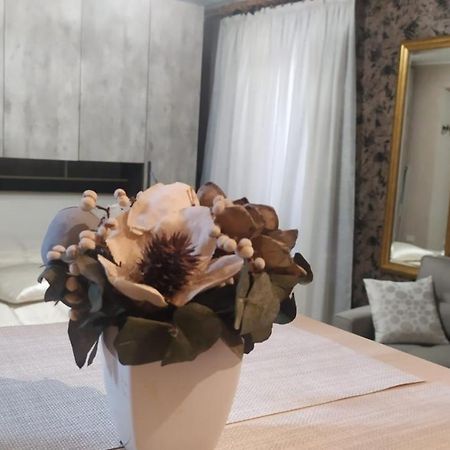 Appartamento Le Rondini Nel Centro Di Intra Zewnętrze zdjęcie