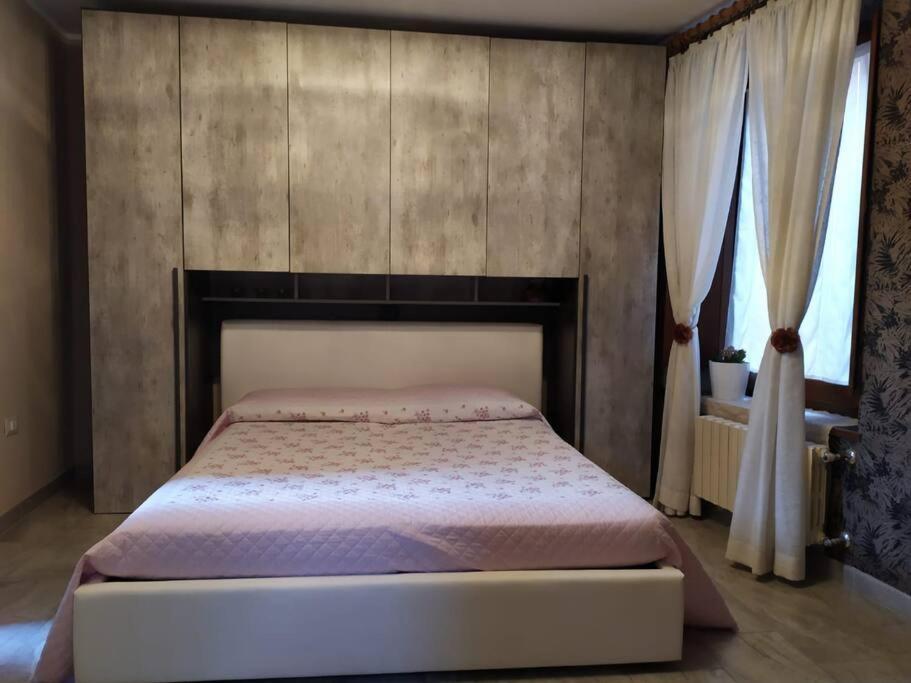 Appartamento Le Rondini Nel Centro Di Intra Zewnętrze zdjęcie