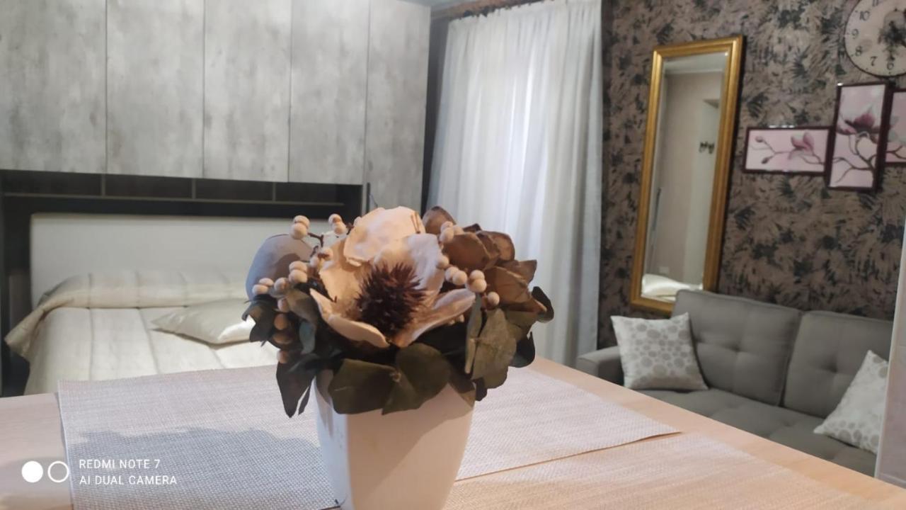 Appartamento Le Rondini Nel Centro Di Intra Zewnętrze zdjęcie